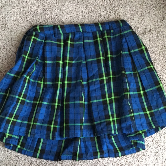 Pleated blue skirt - Picture 3 of 3